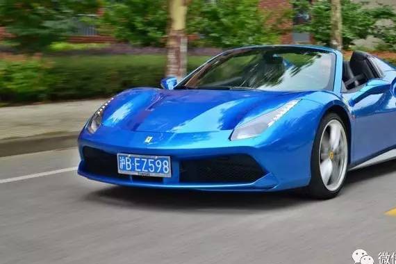 开上她，你会有卖房的冲动！