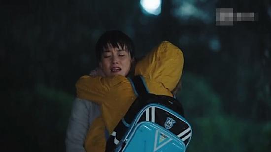 《我的前半生》心疼平儿,但是佳清更可怜,儿子教育是凌玲最大悲哀 《我的前半生》心疼平儿,但是佳清更可怜,儿子教育是凌玲最大悲哀