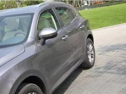 动力平顺是亮点，试驾宝沃BX5