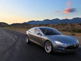 2017电动汽车元年 特斯拉或将腹背受敌