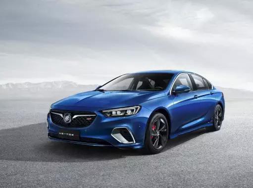 还在纠结十代雅阁or8代凯美瑞？不如看看新君威