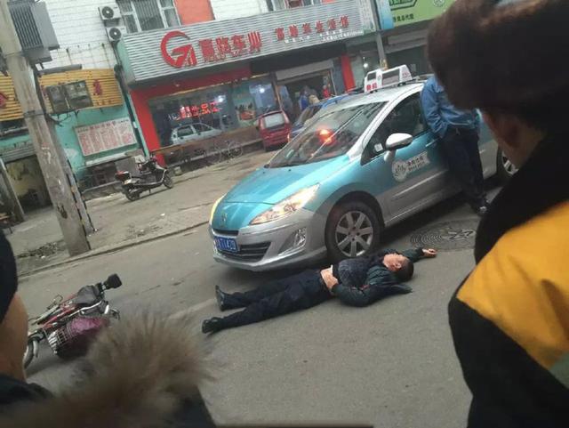 撞上了闯红灯的人,这账该怎么算?老实赔钱吧