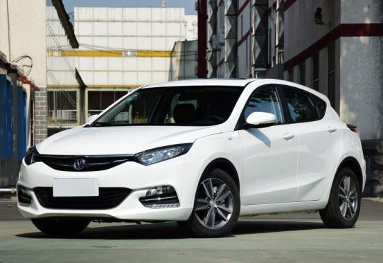 10万元左右买什么车？逸动和悦纳来掰个手腕