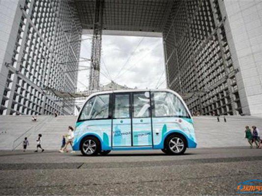 续航547km英菲尼迪推电动Q50 ，Navya测无人巴士