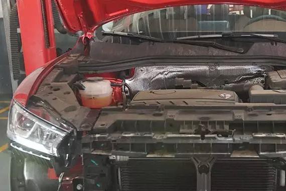 弓形热压钢材防撞梁，宝沃BX5比较厚道