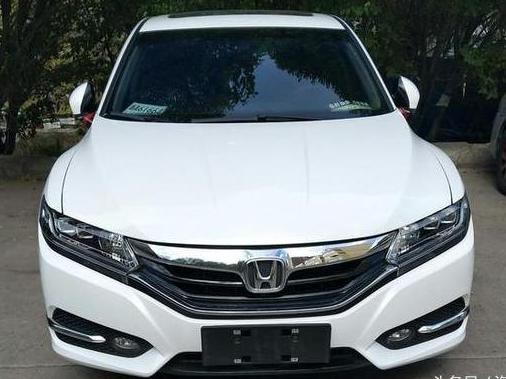 幸好真的没买思域，这次提车比思域有气质多了