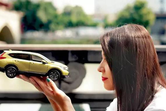 白富美的终极男神 东风本田全新一代CR-V