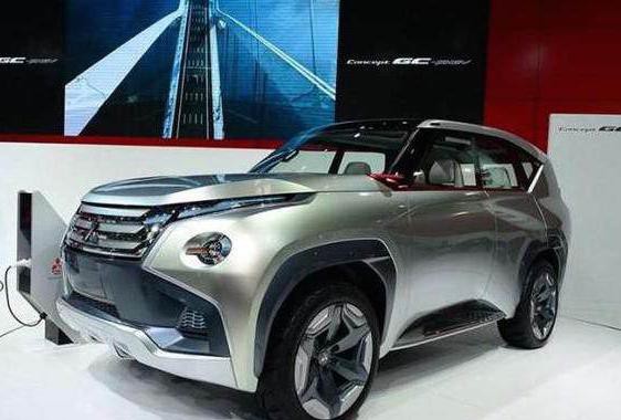 三菱全新SUV，霸气完超普拉多，配全时四驱