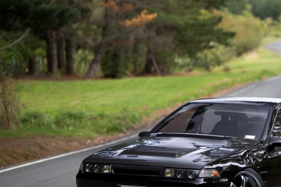 开着漂移车险送命后，他的做法是继续改装