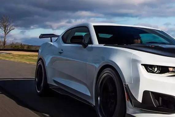 有史以来最强的“大黄蜂”——科迈罗ZL1 1LE