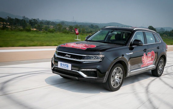 让驾驶更轻松 爱卡测试大迈X7 1.8T DCT