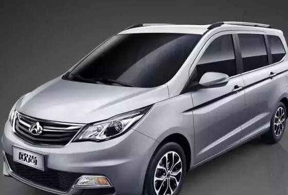 在一片哀鸿里，别克GL8居然同比暴增超过八成！