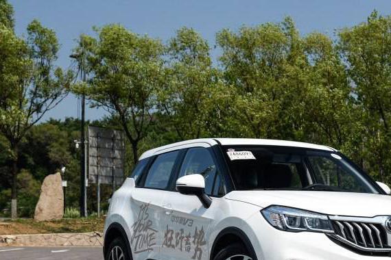 国产7座纯电动SUV，车长超5米，特斯拉见了都怕