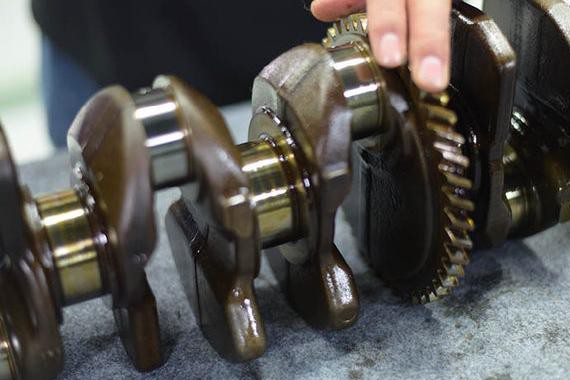 悲夫！ 一辆正当年的丰田凯美瑞被拆了