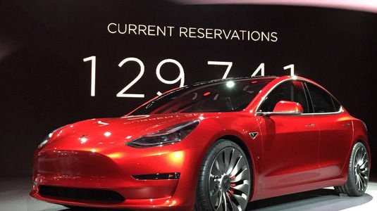 Model 3跳过试制 自家员工变成小白鼠？