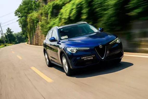 试驾Stelvio 200HP｜罗密欧爱快的Stelvio