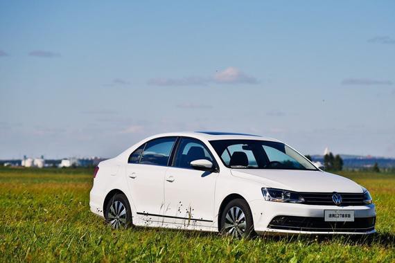 速腾1.2T卖15万，思域和卡罗拉都笑了