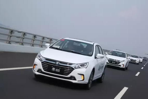 看到比亚迪唐后，车主果断放弃沃尔沃，他到底咋想的