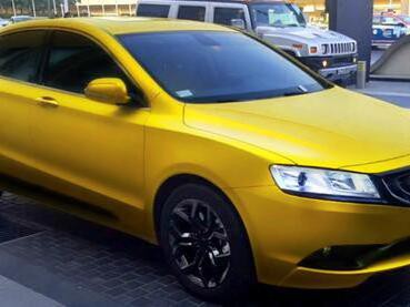 长脸了！博瑞身披“黄金甲”现身迪拜，独受土豪宠爱