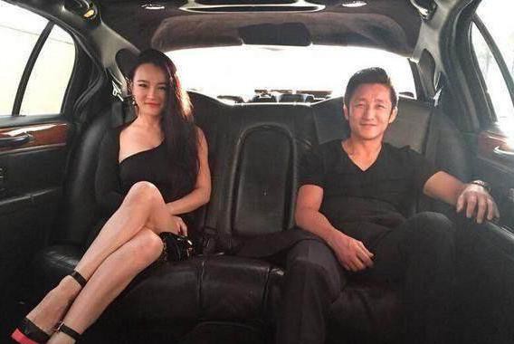 中国拳王皱市明，一场比赛奖金450万，座驾百万奔驰