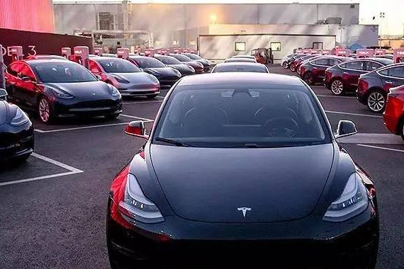 Model 3的狂欢背后，等待马斯克的却是“地狱”？