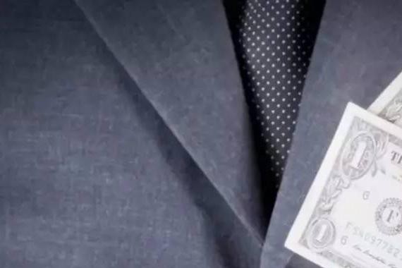 就算价格打了折上折，泡水的豪车也绝对不能碰！