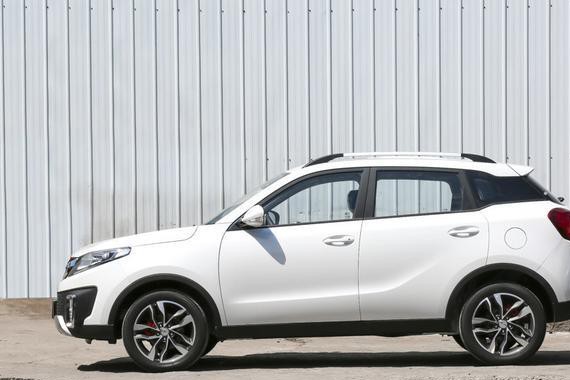 这车外形帅到爆，比亚迪不请奥迪设计师，真比不过它