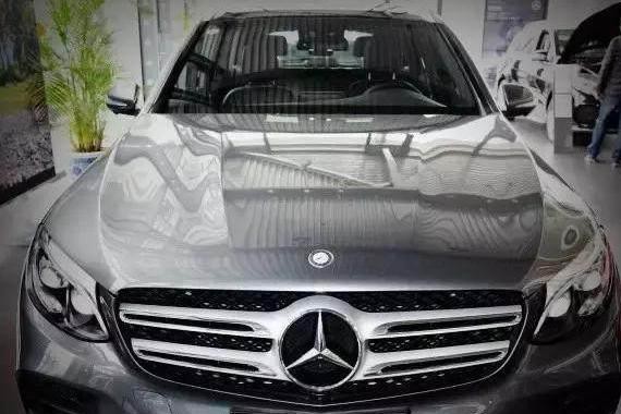 这款奔驰车一上市，奥迪Q5，宝马X5降价5万来应对！