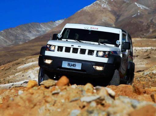 战狼2耗资1百万打造的这辆越野车，竟然是国内特殊