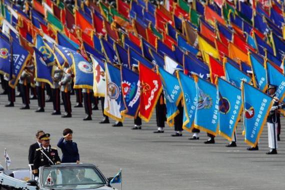 世界十大阅兵车盘点，红旗曾是外国总统座驾