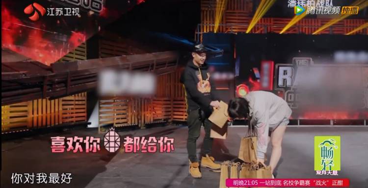看完潘玮柏和吴昕的恋爱日常,我也想要个他这样的男友啊!