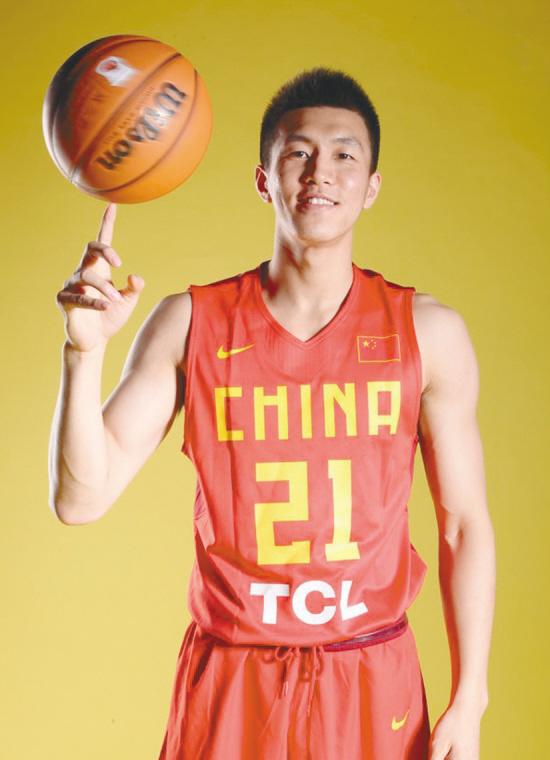 现役亚洲第一后卫，中国篮球后卫的骄傲
