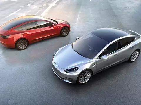 别人只能在梦里做的事，MODEL 3怎么做到的？