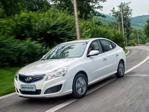 快充半小时往返京津无压力 北京现代伊兰特EV试驾