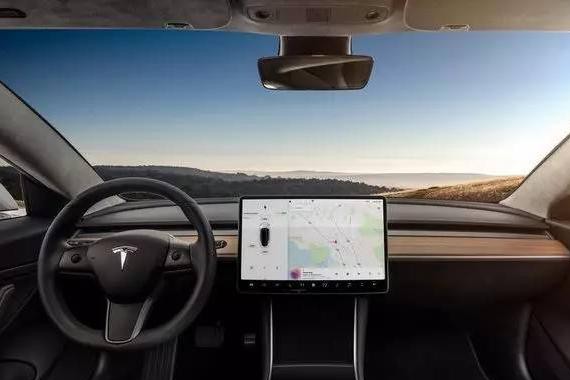 汽车业iPhone时刻？特斯拉Model 3首批新车正式交付