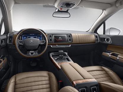 科技感十足的东风雪铁龙C6的人机交互系统