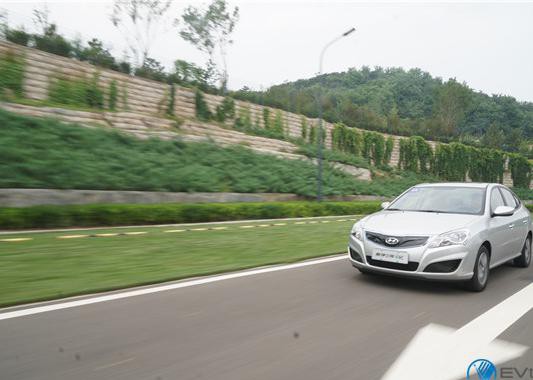 驾驶感受非常接近燃油车：新伊兰特EV试驾