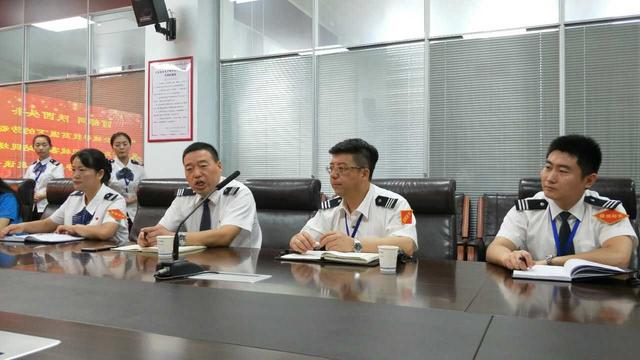 2017寻找高温下的劳动者走进西安纺织城客运