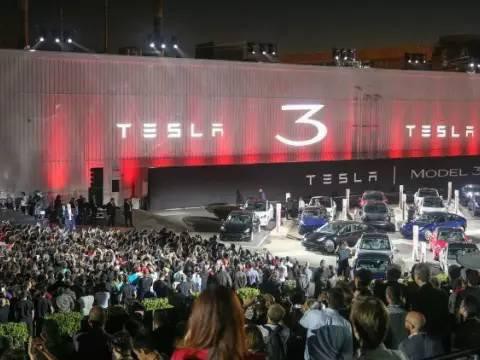 只需3.5万美元就能买到特斯拉Model 3？