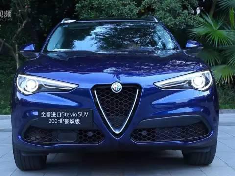 舒适与操控并齐，Stelvio真是风味独特的意大利大餐