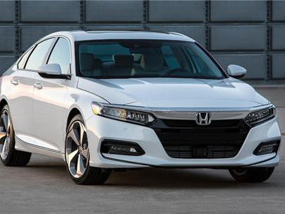 对手换代摩拳擦掌 日产天籁却忙着召回！