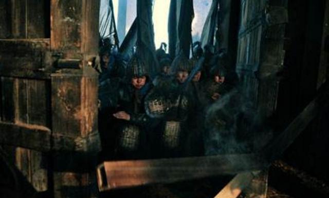 古代攻守城池必用工具,攻需万人运作,防抵