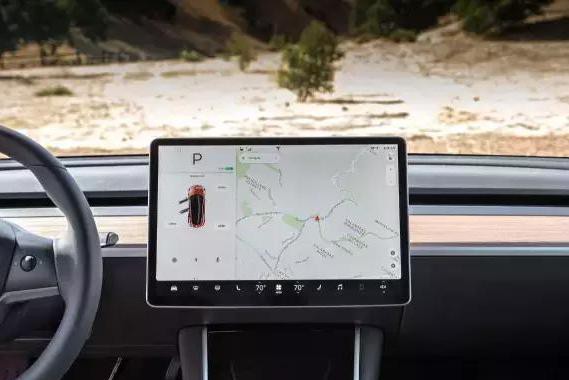 话说，你真的需要一块车载大屏吗？