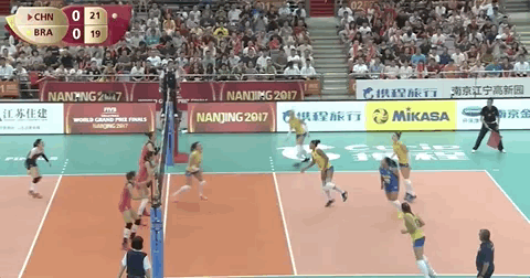 女排首推新人迅速上位年仅19岁!郎平钦点又一块璞玉