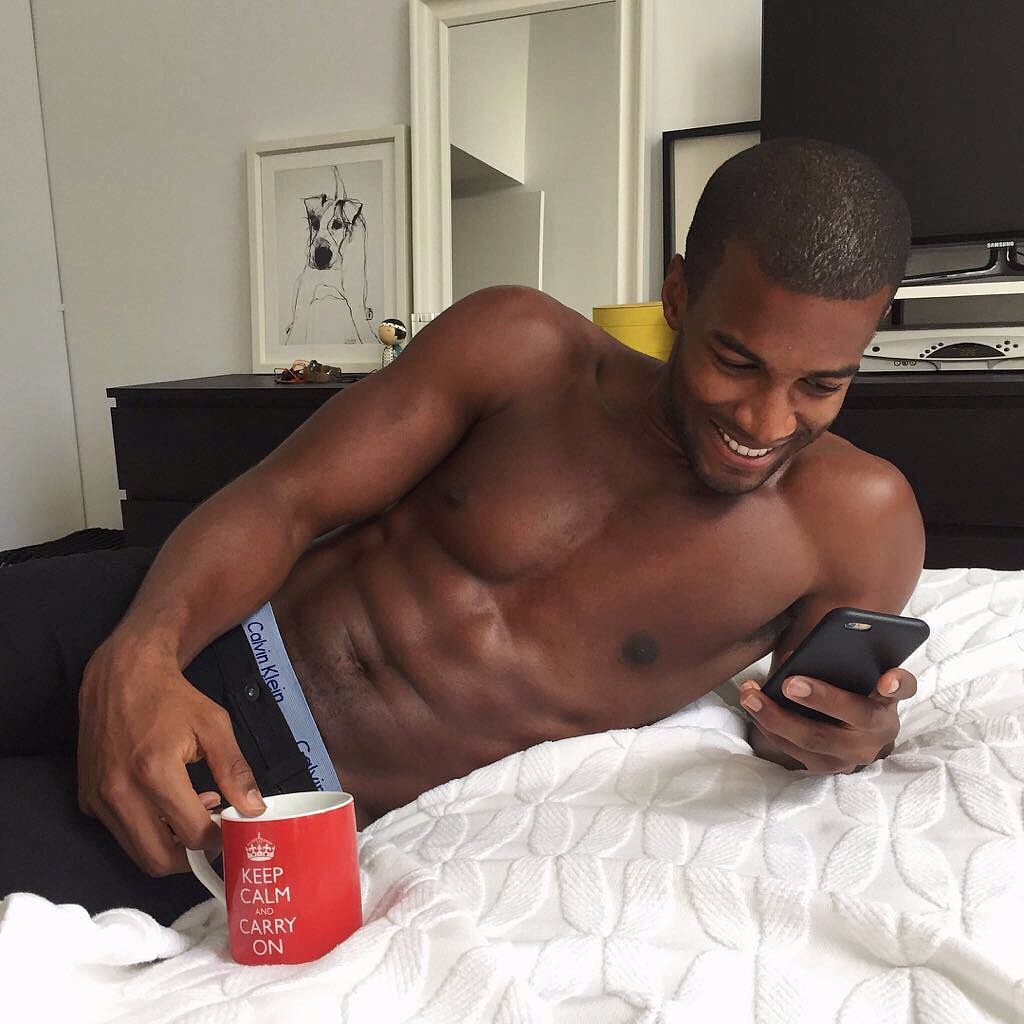 instagram上的亚洲帅 42d5-fyiphwc5402295.jpg