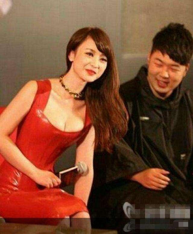 五张照片告诉你柳岩为什么至今单身,注意力在第二张
