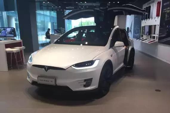 Tesla Model X关于未来的信仰值多少钱？