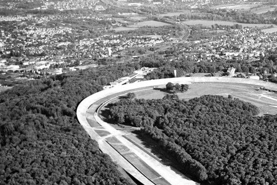 实拍| 这台91岁的雷诺老爷爷当年一天狂奔了4163公里