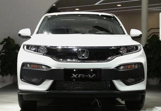 10万劲客配置高于缤智，4米3长，在丰田眼里只有CTV