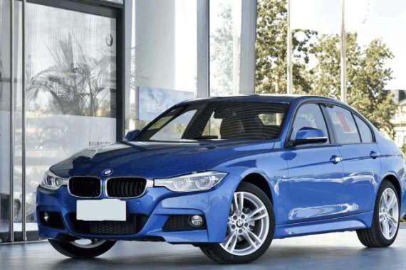 宝马3系最高降10万，开豪车不再是梦，还买迈腾吗？